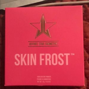 Jeffree Star Skin Frost in King Tut